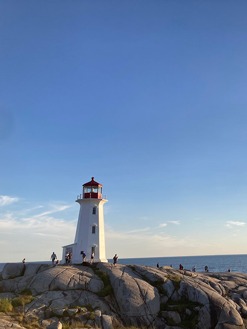 lighthouse at peggy's cove